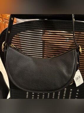 COACH Luna Handbag Moon Bag One Shoulder Soft Pebble Leather Black CC439
